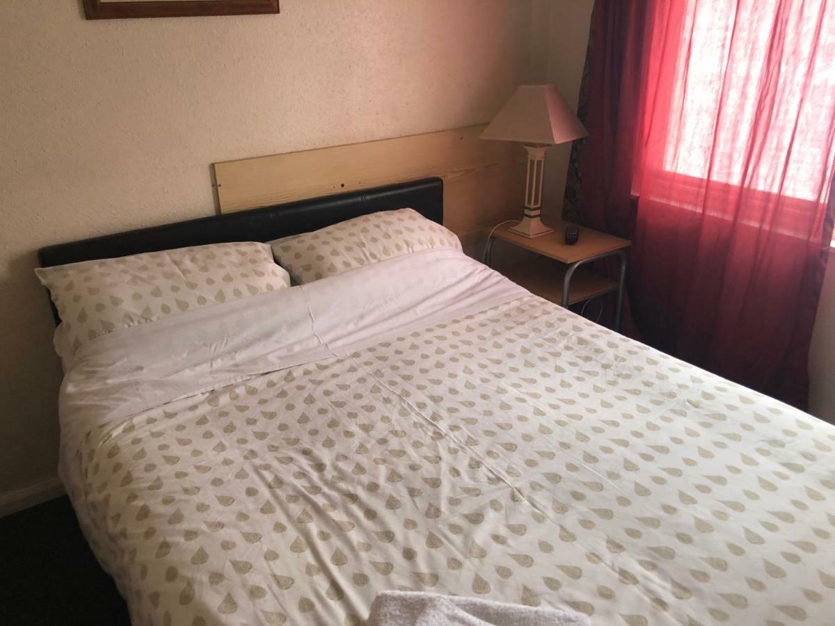 Charde Guest House Бирмингем Экстерьер фото
